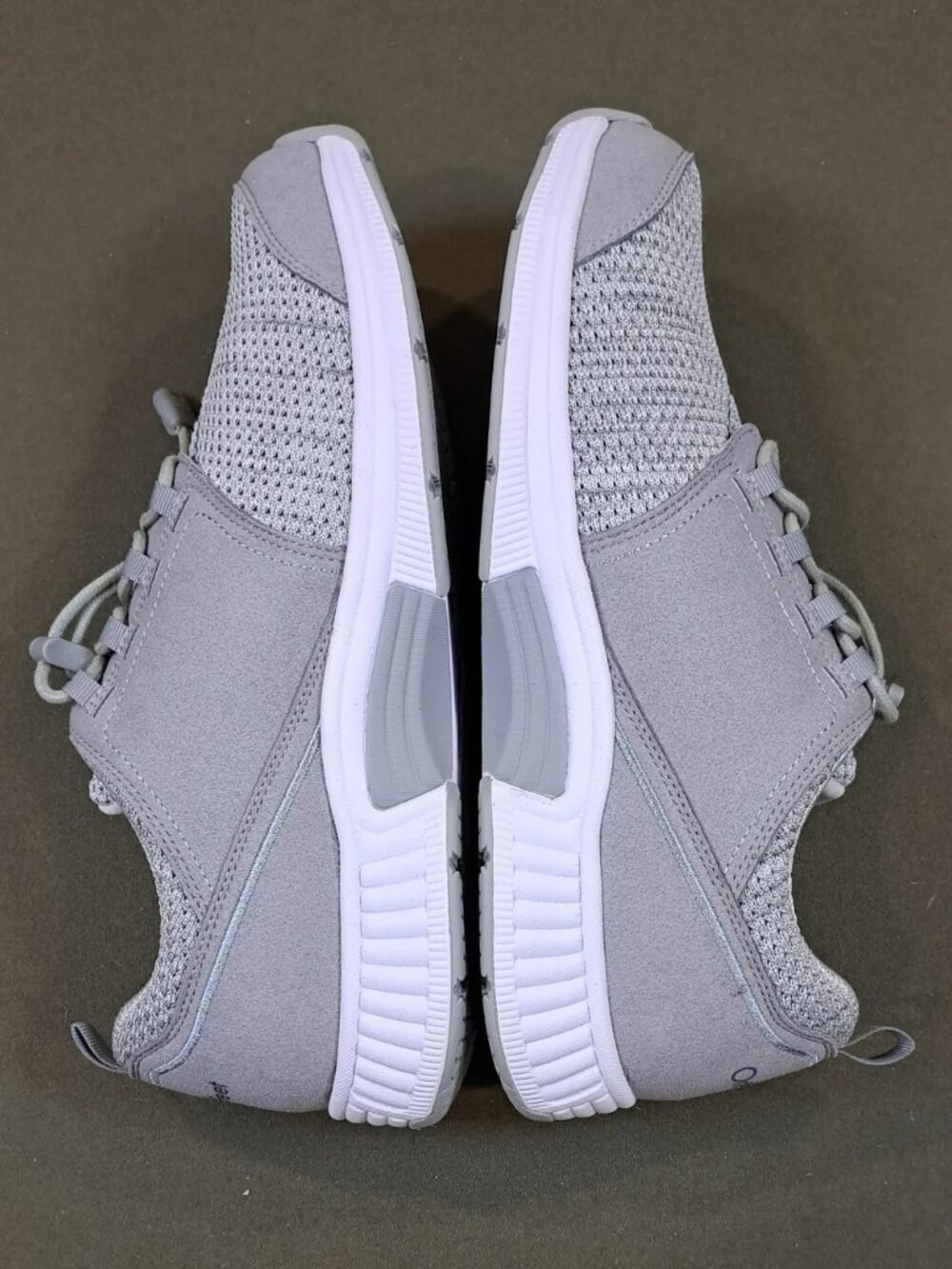 Orthofeet Francis No-Tie Sneakers - Color: Gray - Size: Women 11.5 Wide (D) - Picture 7 of 11
